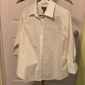 Vertical stripes shirt